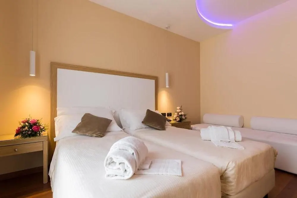 Hotel Villa Esperia Palermo 3*,  Italien